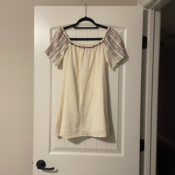 Zara Dress - Picture 2 of 3